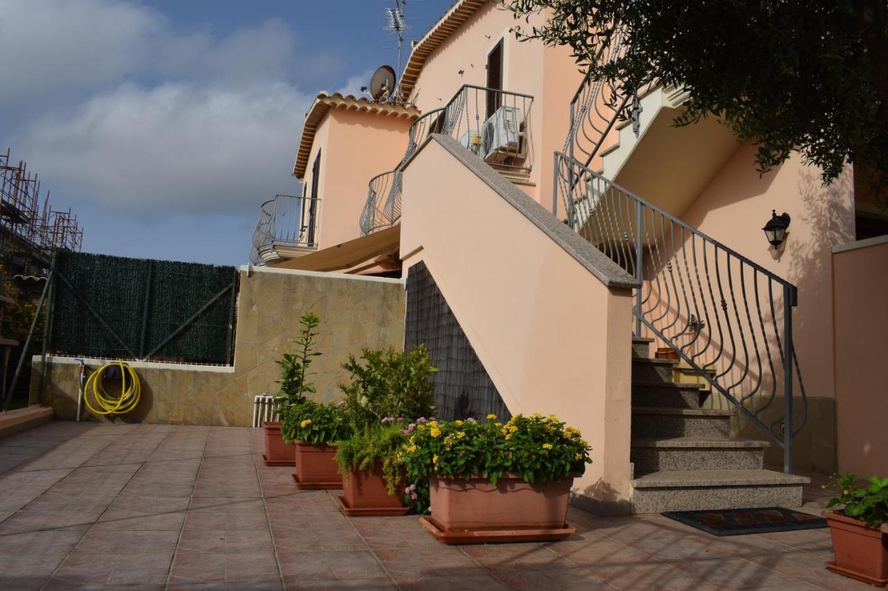 Casa Rosa Dei Venti Villa Pula Ngoại thất bức ảnh