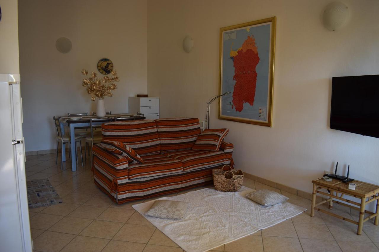 Casa Rosa Dei Venti Villa Pula Ngoại thất bức ảnh
